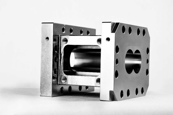 58 Double Screw Open Barrel, Bagian Mesin Twin Extruder Kekerasan Tinggi