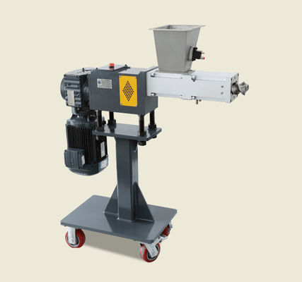 Co - Rotating Paralel Twin Screw Extruder Side Feeder JCW63 Mudah Dibersihkan