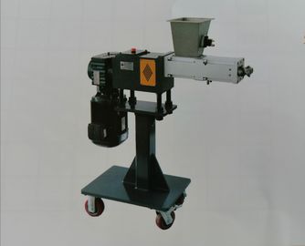Pengumpan Samping Mesin Bantu Ekstruder Sekrup Kembar Dia 25-130mm untuk Industri Perokimia