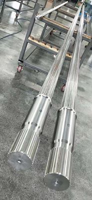 Torsi Tinggi Diameter Besar Involute Spline Twin Screw Extruder Shaft Digunakan Dalam Industri Petrokimia