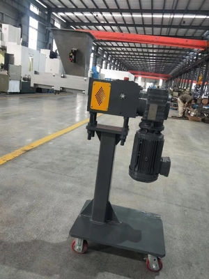 Pengumpan Samping Ekstruder Sekrup Kembar Untuk Ekstruder Film Pipa PE PP PVC ABS